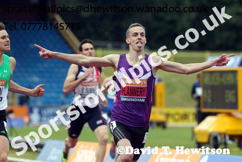 Niall Flannery (Newham) 400 metres hurdles, 2014 Sainsbury's British Championships. Photo: David T. Hewitson/Sports for All Pics